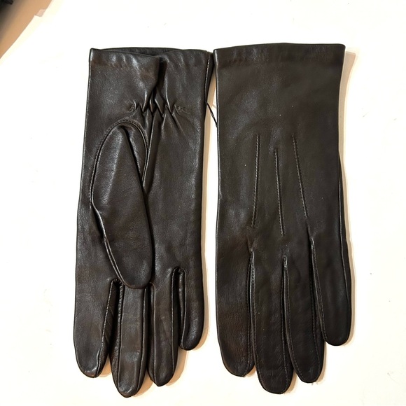 New Never Worn Leather Driving Gloves in Deep Chocolate Brown Size 8 - Picture 4 of 5